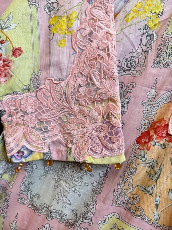 Hannah By Red Tag 3 Pcs Luxury Lawn Ready To Wear With Farsi Shalwar 2025 - Image 3
