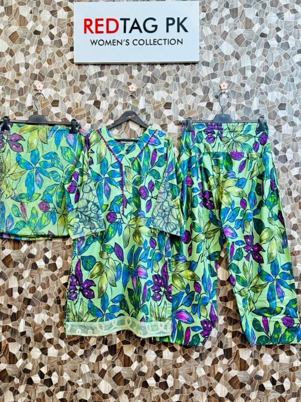 Sahil E Samandar By Red Tag 3 Pcs Luxury Lawn Ready To Wear With Farsi Shalwar 2025