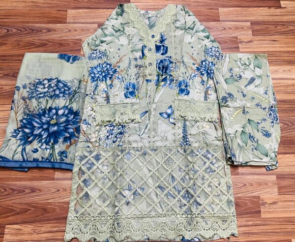 Red Tag RT-13 3 Pcs Luxury Lawn Ready To Wear 2025 - Image 2